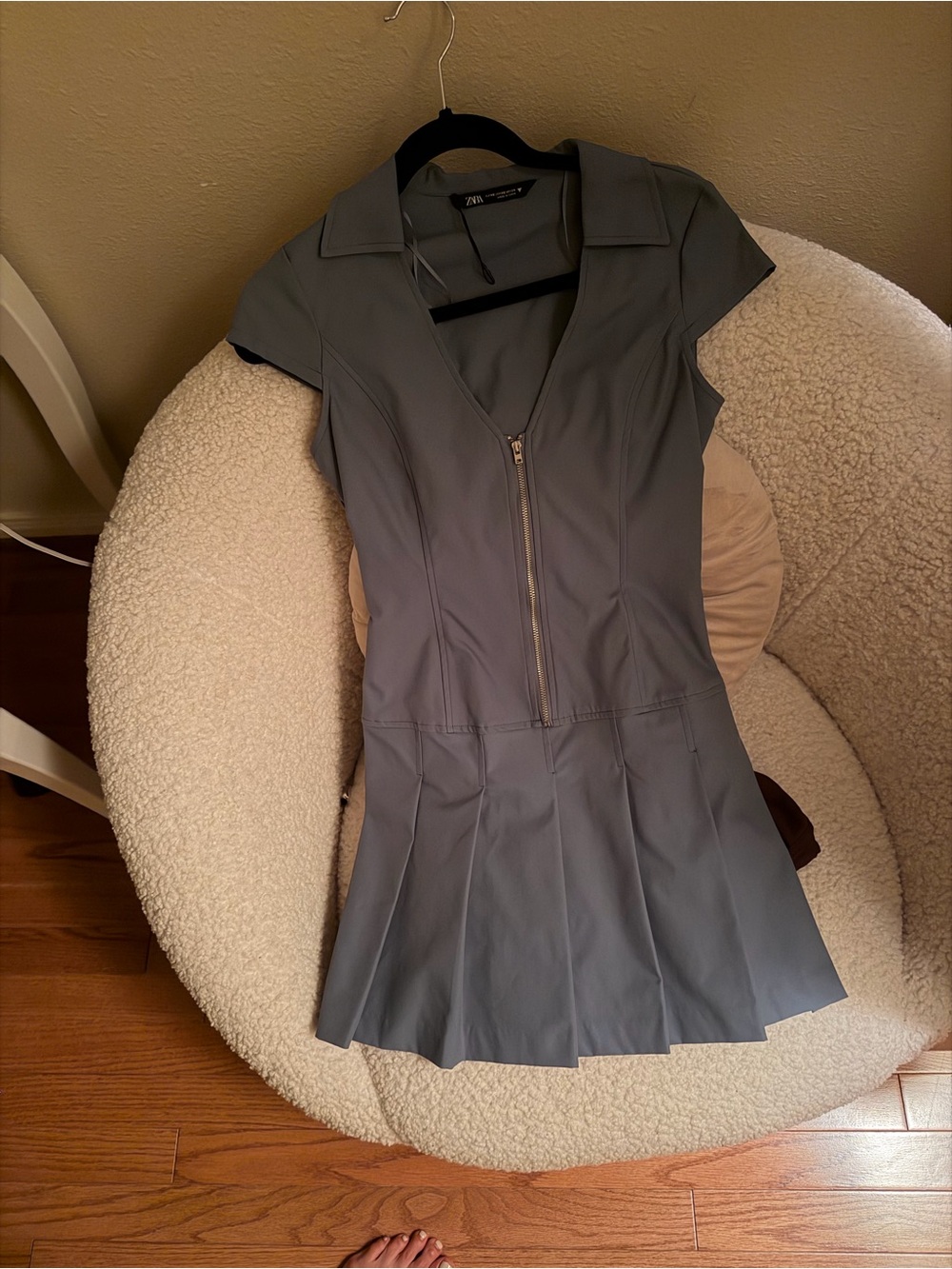 Zara Gray Short-Sleeve Polo Zip Pleated Dress